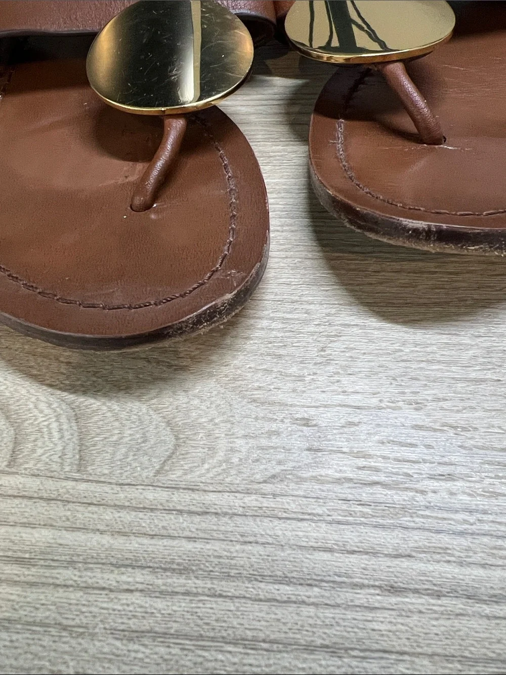Tory Burch Patos Disk Brown Leather Flat Sandals 7 summer coastal boho vacation